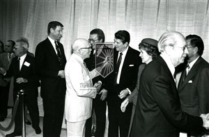Image description is not available for 1984.247